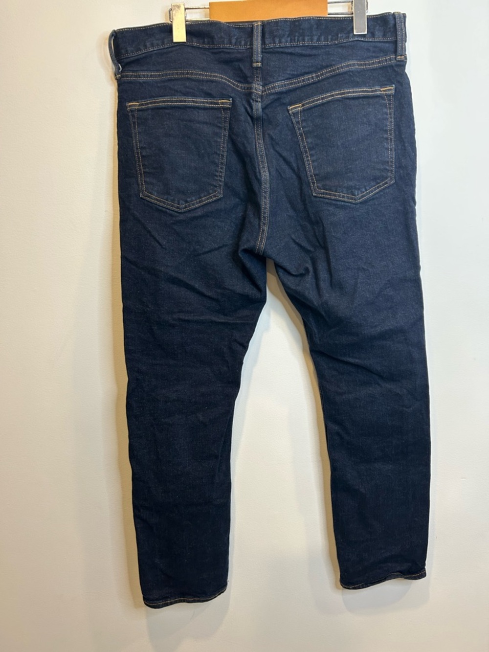 Old Navy Men’s Slim Built-In Flex Jeans Rinse Wash Dark Blue - Picture 4 of 5